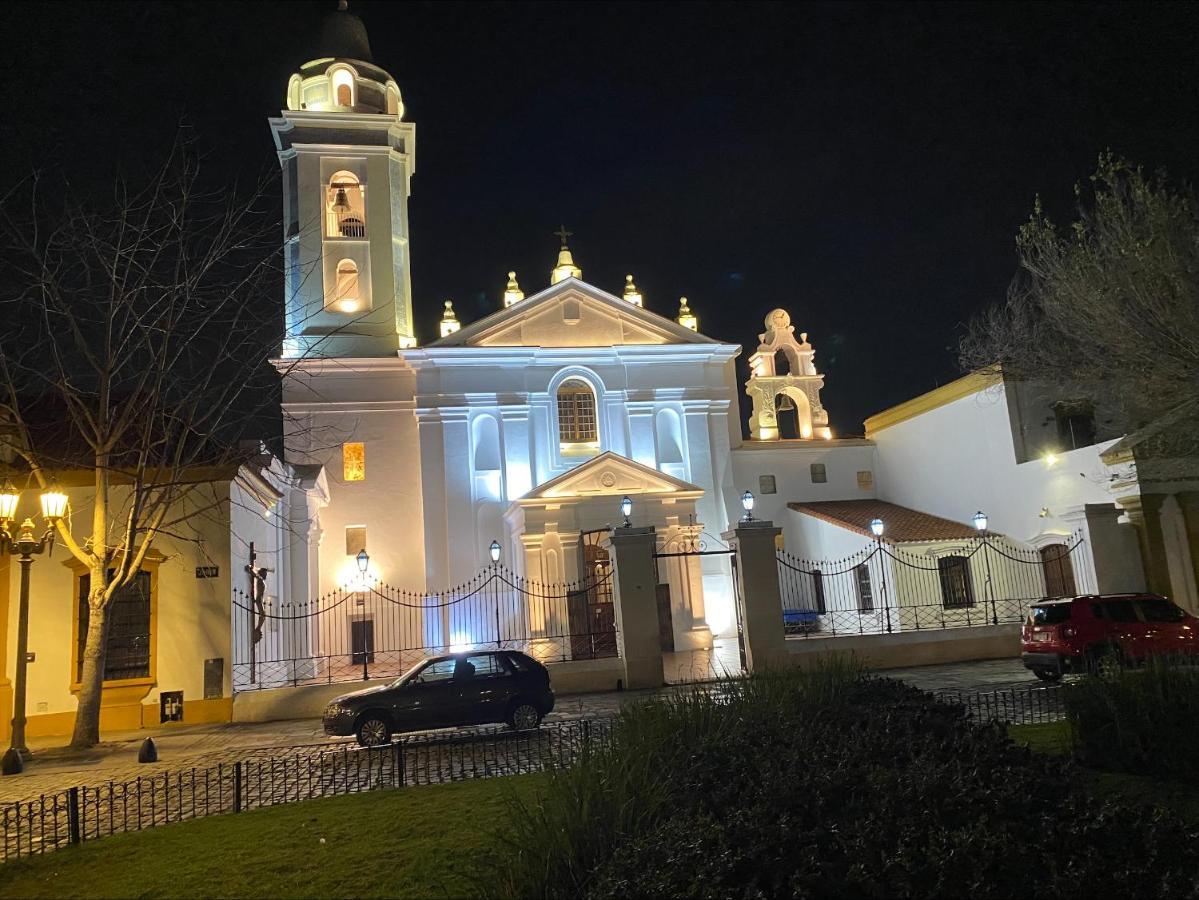 Departamento En Recoleta Daire Buenos Aires Dış mekan fotoğraf